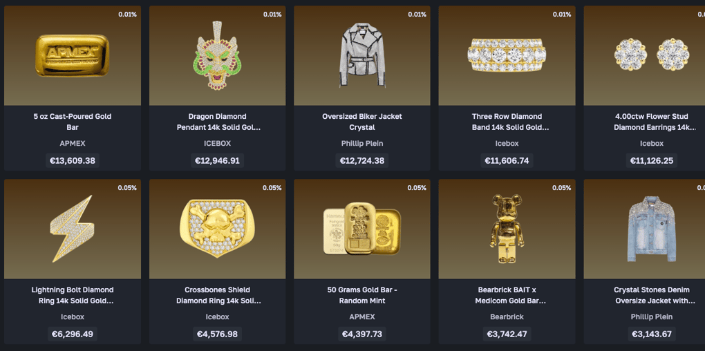 Jewellery products in a luxury mystery box on LuxDrop